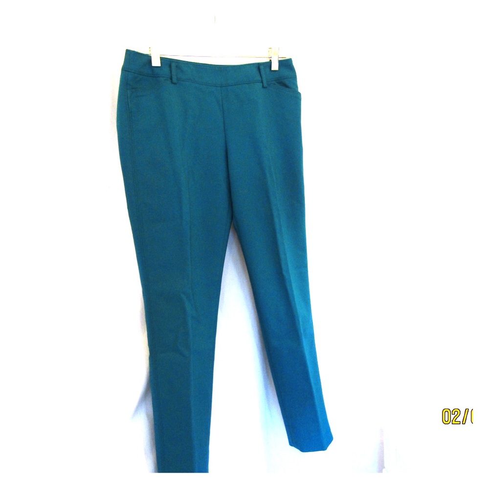 White House Black Market Perfect Form Slim Ankle 2